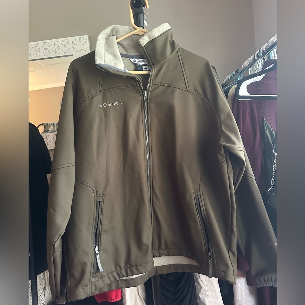 Columbia Olive Green Jacket